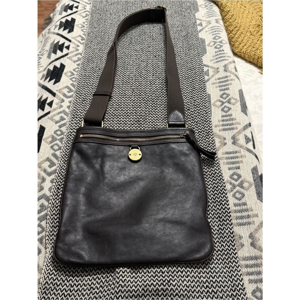 Mulberry Rare Somerset Messenger Dark Brown Leather Bag with Brass Hardware